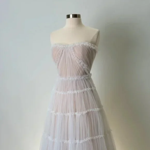 Brand New US 4 Anna Augusta White Maxi Evening Dress with Nude Lining - Picture 4 of 8